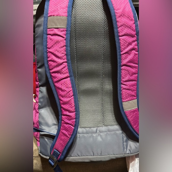 Embark XL Purple Backpack - Picture 5 of 9